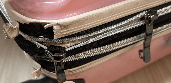 things-to-bring-to-aws-re-invent-2025-2